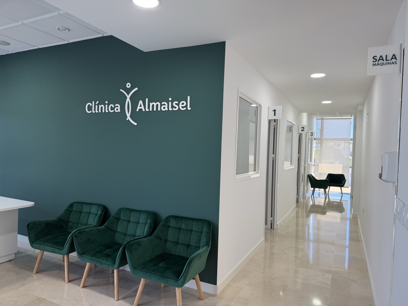 Recepción de Clínica Almaisel